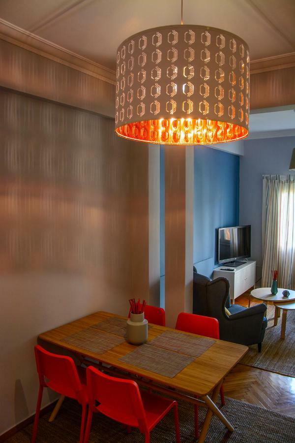 Fully Renovated And Relaxing Apartment أثينا المظهر الخارجي الصورة